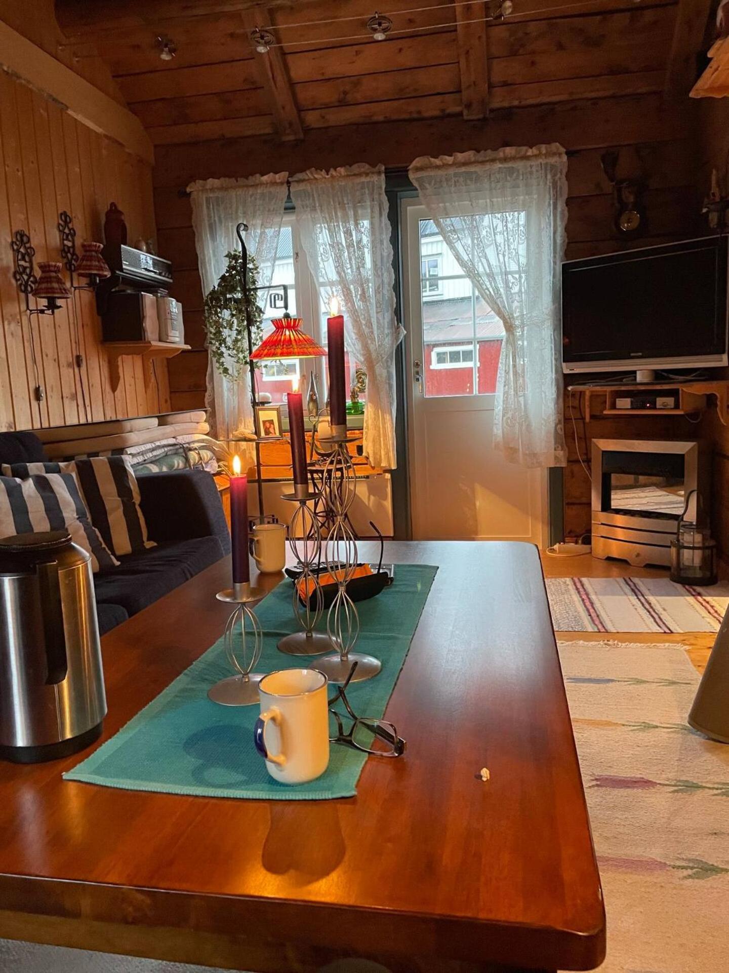 Koselig Rorbu Pa Tind Villa Sørvågen Buitenkant foto