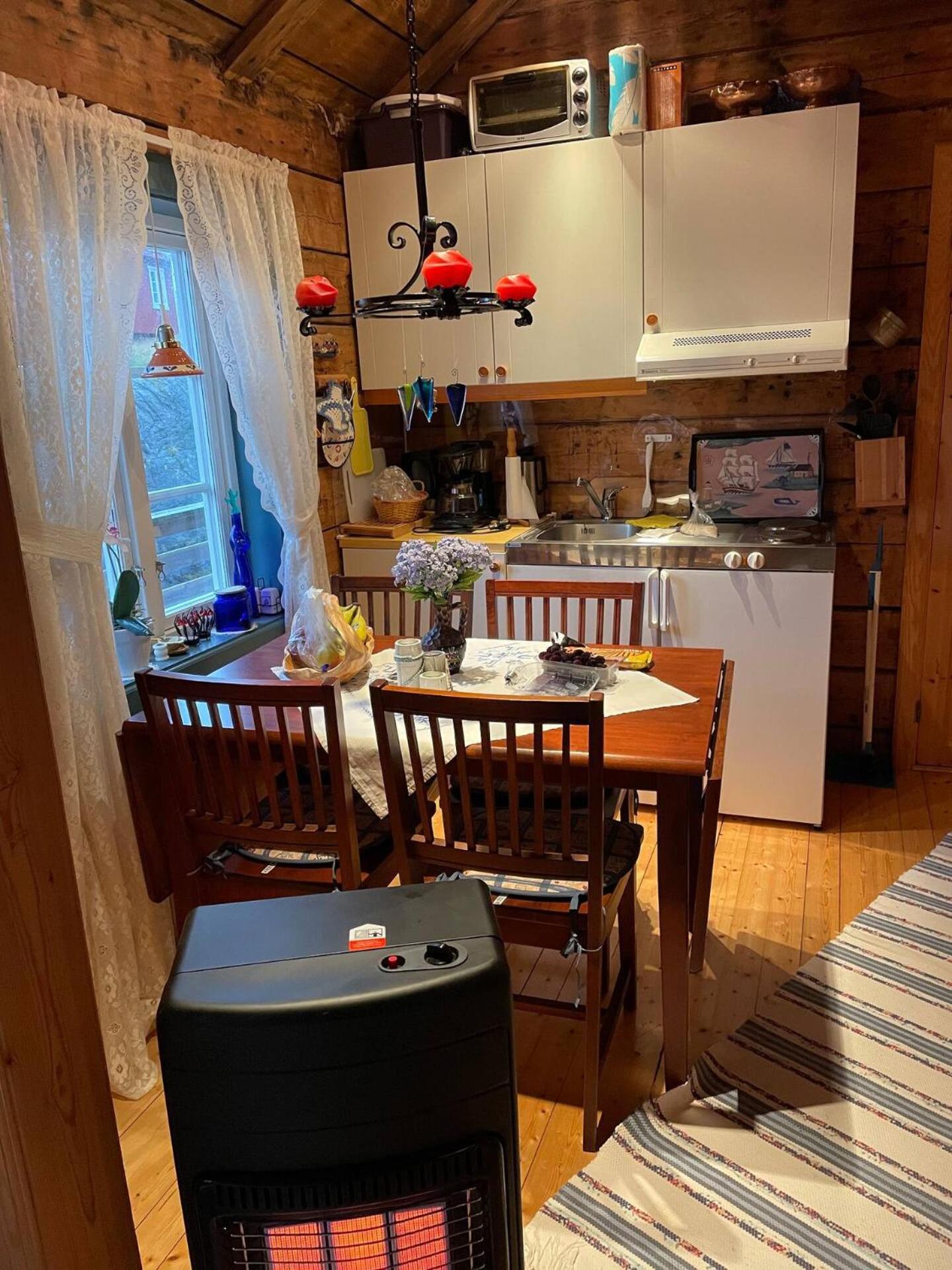 Koselig Rorbu Pa Tind Villa Sørvågen Buitenkant foto